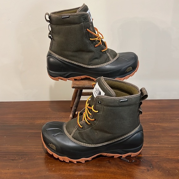 The North Face Boots TSUMORU Snow BOOTS, sz  9 - Picture 2 of 9